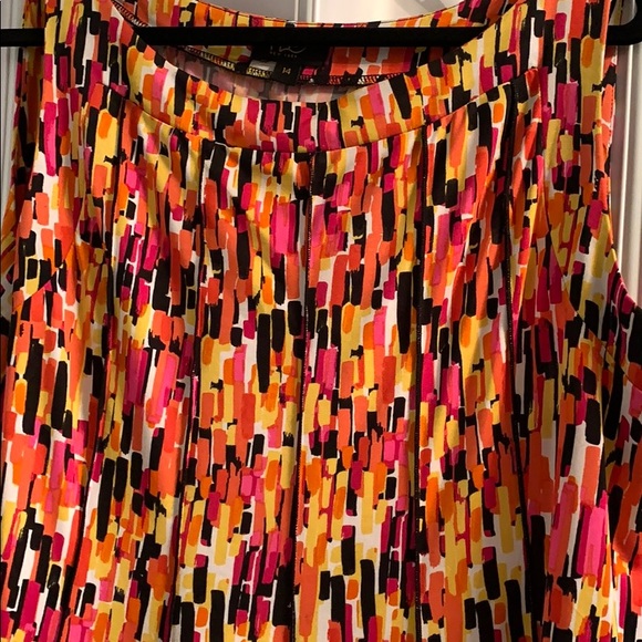 Dress Colorful dress size 14. - Picture 2 of 2